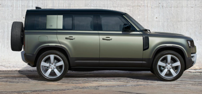 Land Rover Defender 2026 in Kuwait