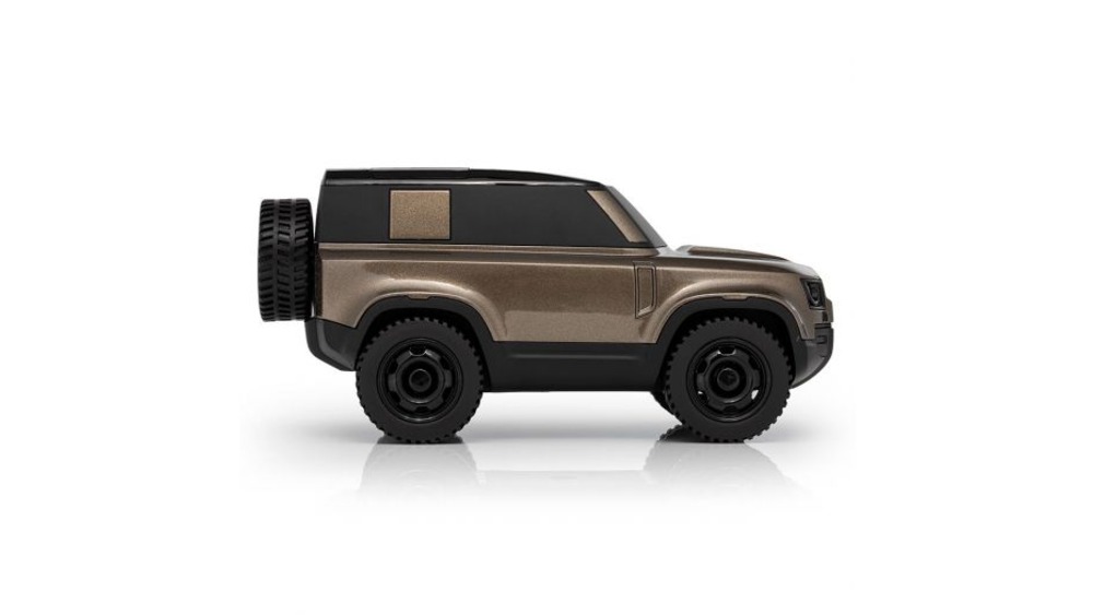 Get Land Rover LAND ROVER DEFENDER ICON MODEL 01 - PANGEA GREEN At KWD 25.00